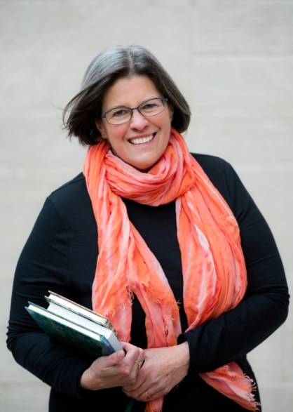 Carla Foote 2019 headshot medium res